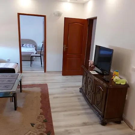 Apartment N