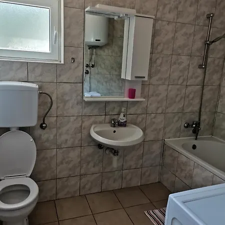 Apartment N